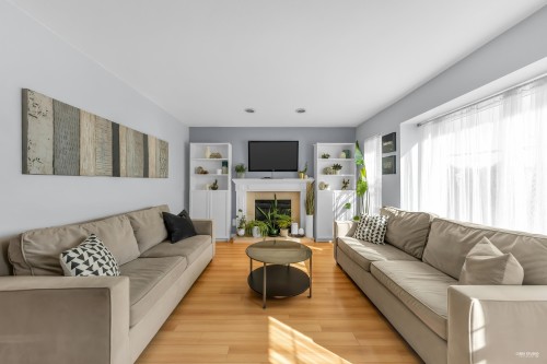 7125 Main Street, Vancouver, BC 