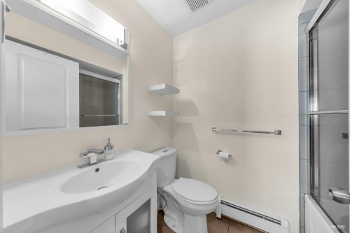 7125 Main Street, Vancouver, BC 