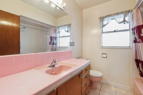 2894 Mcgill Street, Vancouver, BC 