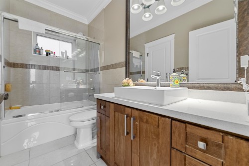 136 59Th Avenue E, Vancouver, BC 