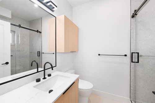 6-4855 Venables Street, Burnaby, BC 