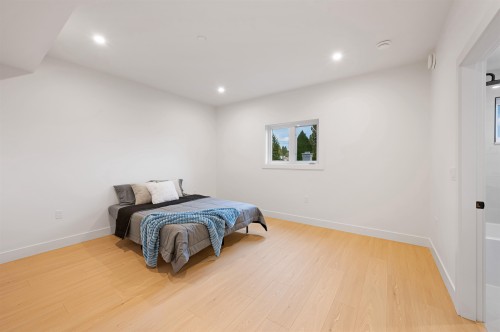 6-4855 Venables Street, Burnaby, BC 