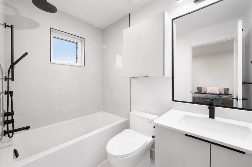 6-4855 Venables Street, Burnaby, BC 