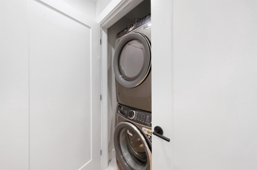 6-4855 Venables Street, Burnaby, BC 