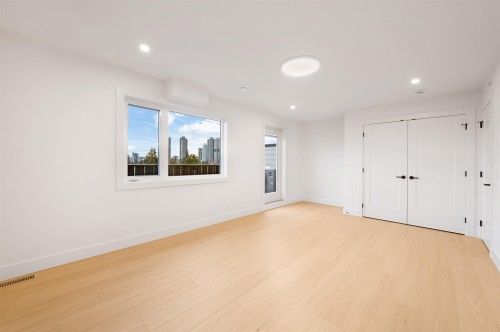 6-4855 Venables Street, Burnaby, BC 