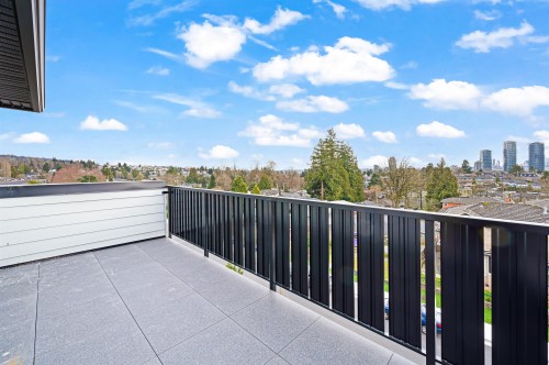 6-4855 Venables Street, Burnaby, BC 