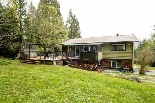5930 Shoal Way, Sechelt, BC 
