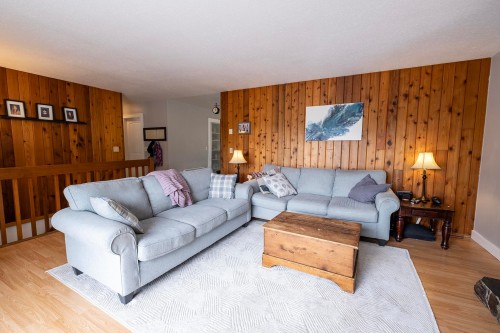 5930 Shoal Way, Sechelt, BC 