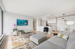 1806-1725 Pendrell Street  Vancouver, BC V6G 2X7