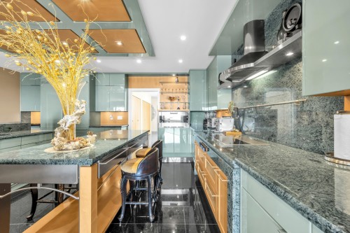 848 Eyremount Drive, West Vancouver, BC 