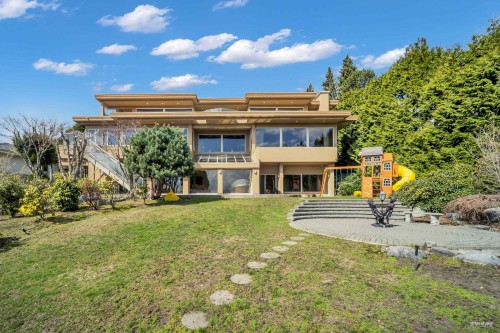 848 Eyremount Drive, West Vancouver, BC 
