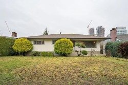 5606 Willow Street  Vancouver, BC V5Z 3S4
