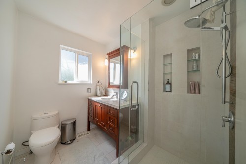 2244 32Nd Avenue W, Vancouver, BC 