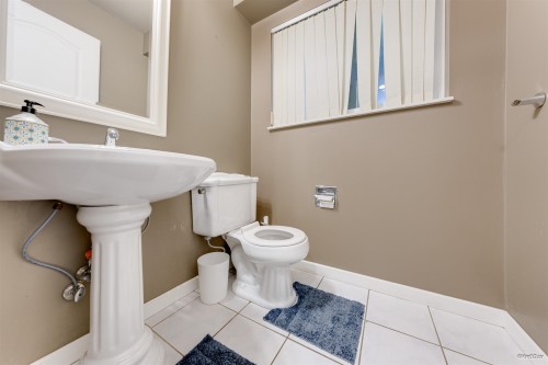 1366 Kings Avenue, West Vancouver, BC 
