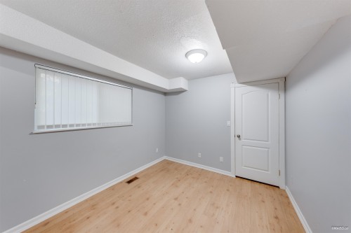 1366 Kings Avenue, West Vancouver, BC 