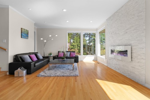 4635 Caulfeild Drive, West Vancouver, BC 