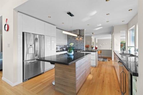 4635 Caulfeild Drive, West Vancouver, BC 