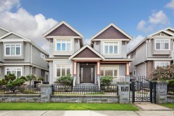 172 46th Avenue W Vancouver, BC V5Y 2W9