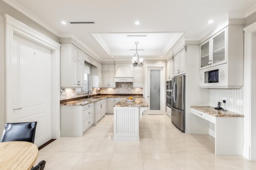 172 46Th Avenue W, Vancouver, BC 