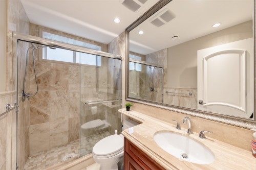 172 46Th Avenue W, Vancouver, BC 