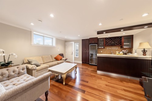 172 46Th Avenue W, Vancouver, BC 