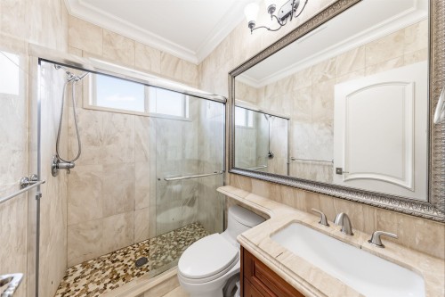 172 46Th Avenue W, Vancouver, BC 