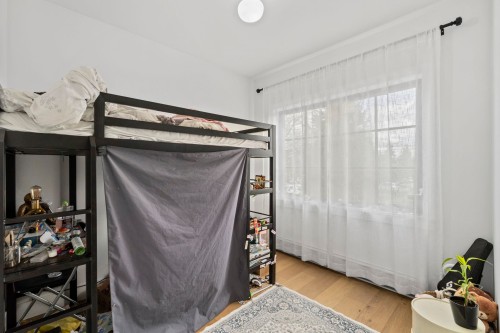 2072 Kitchener Street, Vancouver, BC 