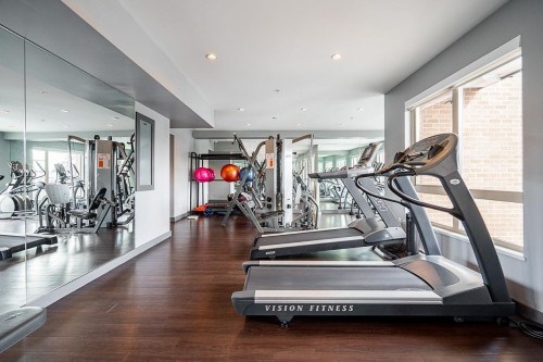 208-1330 Marine Drive, North Vancouver, BC 