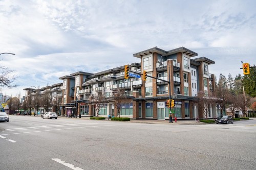 208-1330 Marine Drive, North Vancouver, BC 