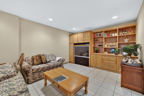 1627 34Th Avenue E, Vancouver, BC 