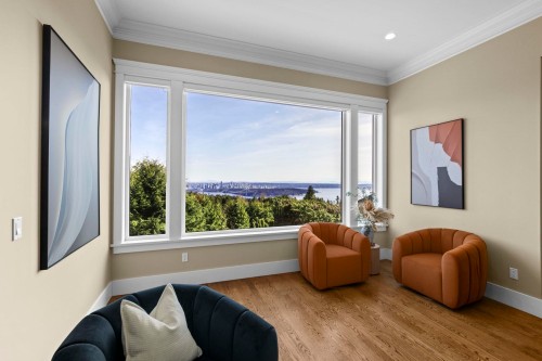 1371 Burnside Road, West Vancouver, BC 