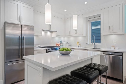 5681 Killarney Street, Vancouver, BC 