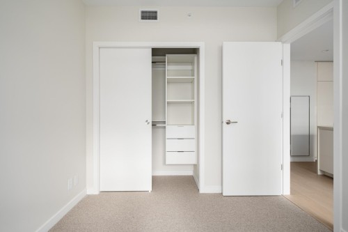3201-4168 Lougheed Highway, Burnaby, BC 