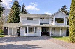 41873 Faith Road Brackendale, BC V0N 1H0