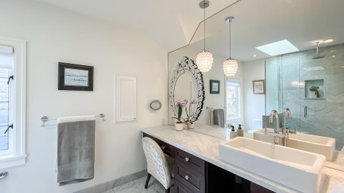 4058 31St Avenue W, Vancouver, BC 