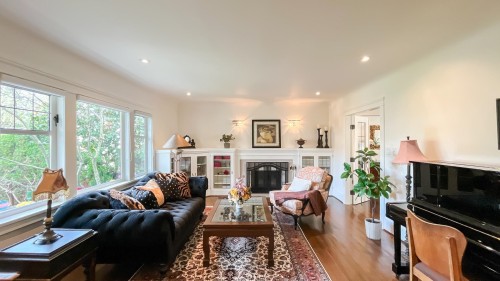 4058 31St Avenue W, Vancouver, BC 