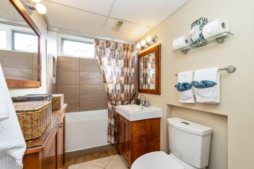 2113 Cape Horn Avenue, Coquitlam, BC 