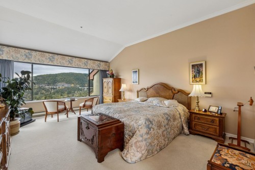 5180 Meadfeild Road, West Vancouver, BC 