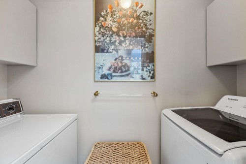 5180 Meadfeild Road, West Vancouver, BC 