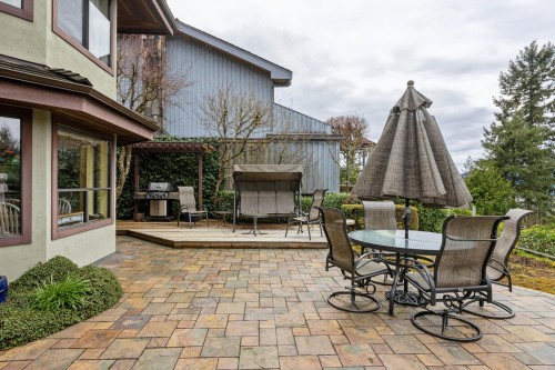 5180 Meadfeild Road, West Vancouver, BC 