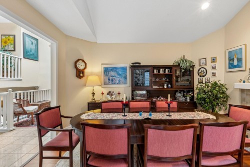 5180 Meadfeild Road, West Vancouver, BC 