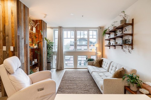 406-1072 Hamilton Street  Vancouver, BC V6B 2R9