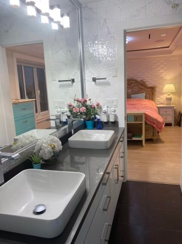 Upper-3254 E 6Th Ave., Vancouver, BC 