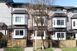 331 Garden Drive  Vancouver, BC V5L 4Z1
