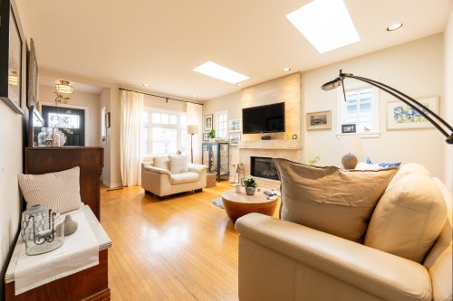 4047 32Nd Avenue W, Vancouver, BC 