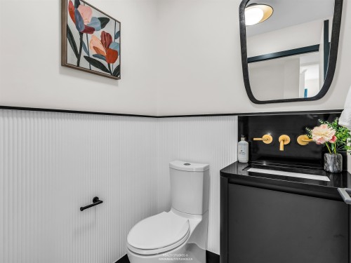 3-4088 Maple Crescent, Vancouver, BC 