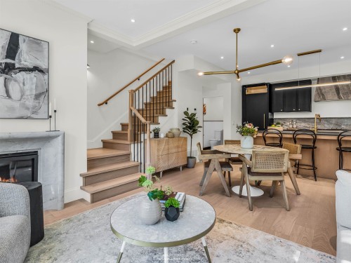 3-4088 Maple Crescent, Vancouver, BC 