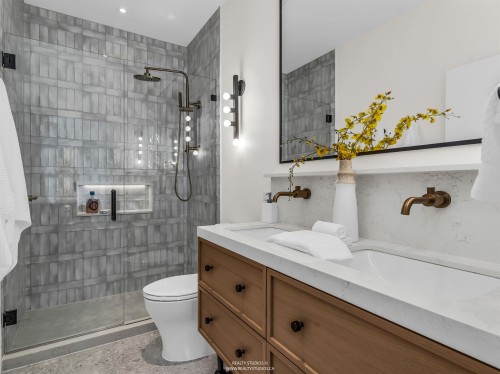 3-4088 Maple Crescent, Vancouver, BC 