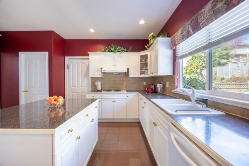 2551 Sapphire Place, Coquitlam, BC 