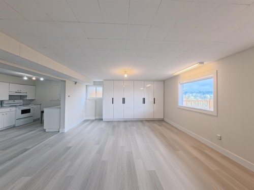 818 Younette Drive, West Vancouver, BC 